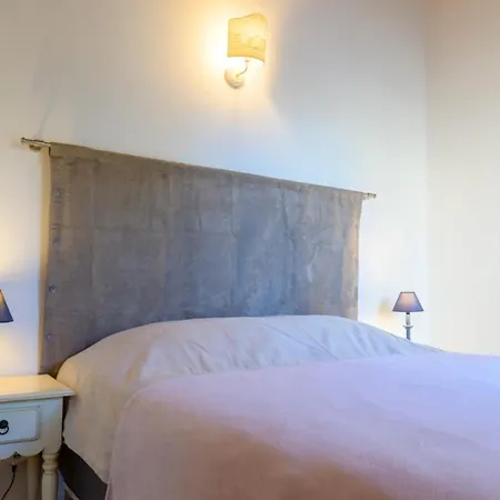 Vakantiehuis With Courtyard And Garden 300 M From The Port And From The