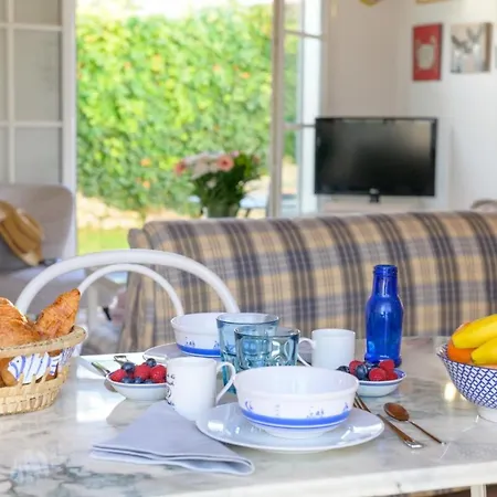 With Courtyard And Garden 300 M From The Port And From The Holiday home *